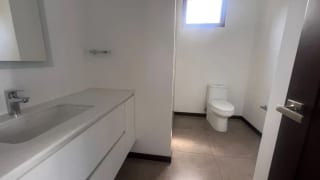 Alquiler de Apartamento en Albero San Lazaro — Apartamento en Alquiler en Albero San Lazaro, Zona 15, Guatemala, Ciudad — miniatura 13 de 17