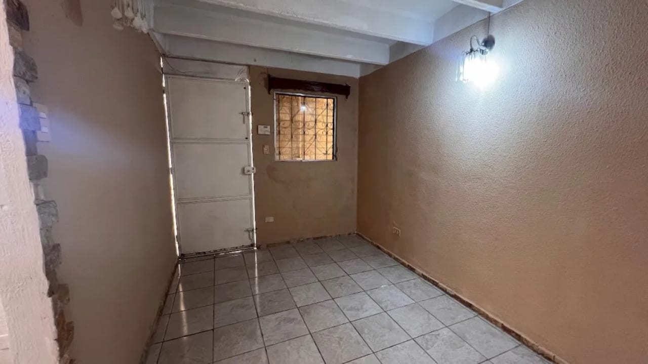 CASA EN VENTA EN PINARES DEL NORTE — Casa en Venta en Zona 17, Guatemala, Ciudad — foto 12 de 16