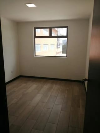 VENTA DE APARTAMENTO EN PETAPOLIS ZONA 12 — Apartamento en Venta en Petápolis, Zona 12, Guatemala, Ciudad — miniatura 8 de 13