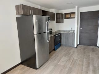 VENTA DE APARTAMENTO EN PETAPOLIS ZONA 12 — Apartamento en Venta en Petápolis, Zona 12, Guatemala, Ciudad — miniatura 4 de 13