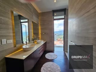 Apartamento Amueblado Zona 14 Echo — Apartamento en Venta en Echo, Zona 14, Guatemala, Ciudad — miniatura 2 de 14