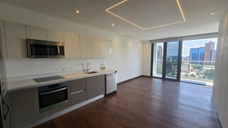 Se Alquila Apto. Edificio Vasanta, Zona 10. — Apartamento en Alquiler en Vasanta, Zona 10, Guatemala, Ciudad — miniatura 1 de 14