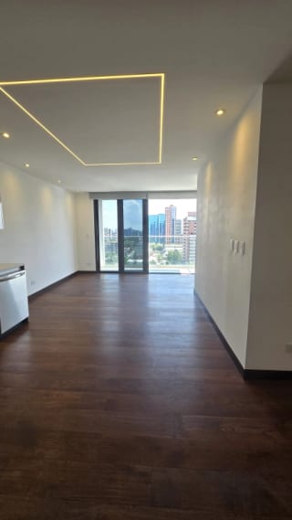 Se Alquila Apto. Edificio Vasanta, Zona 10. — Apartamento en Alquiler en Vasanta, Zona 10, Guatemala, Ciudad — miniatura 7 de 14