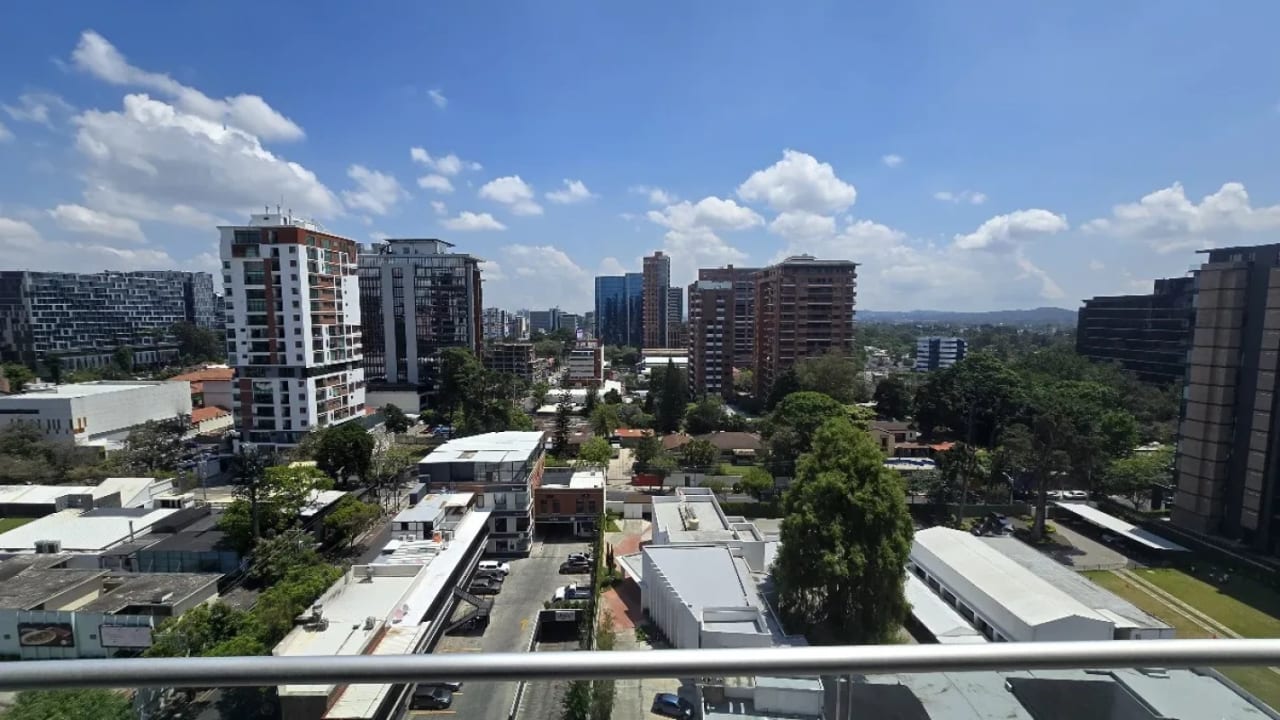 Se Alquila Apto. Edificio Vasanta, Zona 10. — Apartamento en Alquiler en Vasanta, Zona 10, Guatemala, Ciudad — foto 3 de 14
