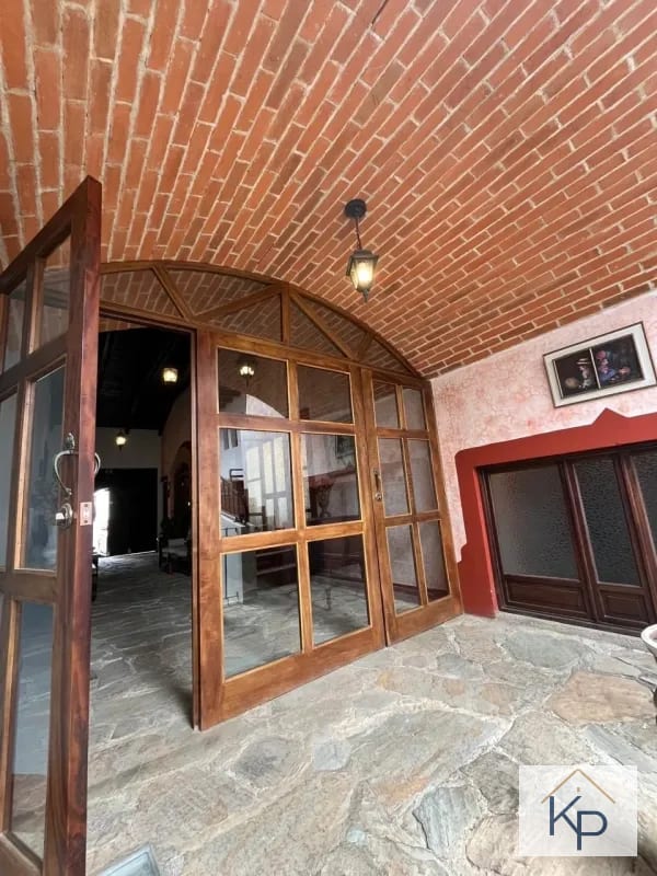 Casa en venta ideal inversionista en Gravileas Antigua Guatemala — Casa en Venta en Las Gravileas, Antigua, Sacatepéquez — foto 1 de 17