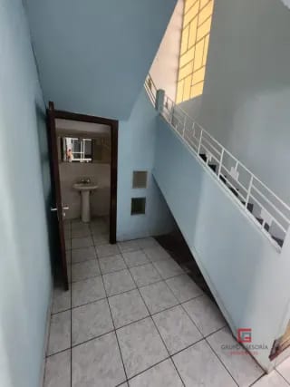 Renta de amplia casa ideal para oficina — Casa en Alquiler en Ciudad Nueva, Zona 2, Guatemala, Ciudad — miniatura 14 de 16