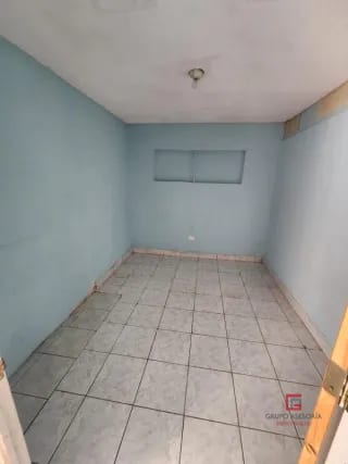 Renta de amplia casa ideal para oficina — Casa en Alquiler en Ciudad Nueva, Zona 2, Guatemala, Ciudad — miniatura 10 de 16