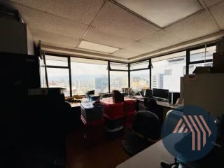 ALQUILER DE AMPLIA OFICINA 200MT2 - REFORMA MONTUFAR, ZONA 10 — Oficina en Alquiler en Reforma Montúfar, Zona 10, Guatemala, Ciudad — miniatura 11 de 14