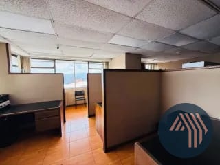 ALQUILER DE AMPLIA OFICINA 200MT2 - REFORMA MONTUFAR, ZONA 10 — Oficina en Alquiler en Reforma Montúfar, Zona 10, Guatemala, Ciudad — miniatura 8 de 14