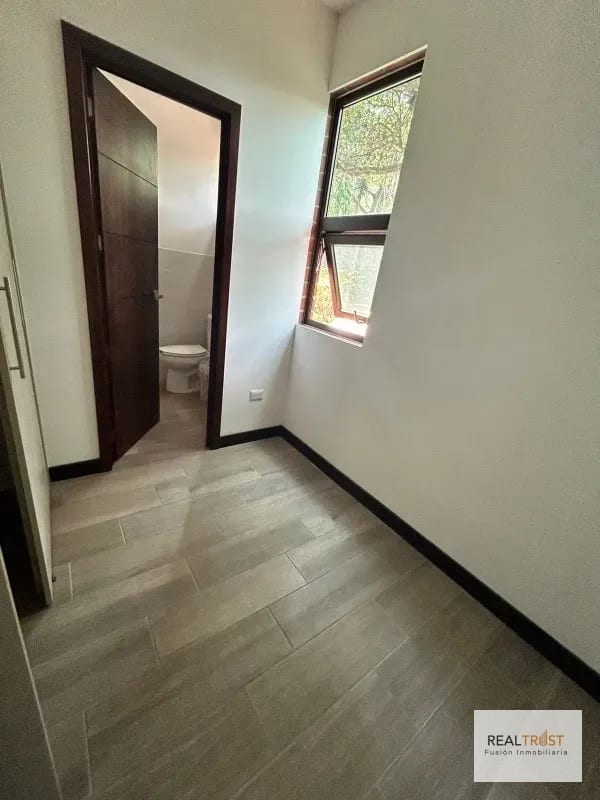 Townhouse en Renta Vista Hermosa I Zona 15 — Apartamento en Alquiler en Vista Hermosa I, Zona 15, Guatemala, Ciudad — foto 6 de 16