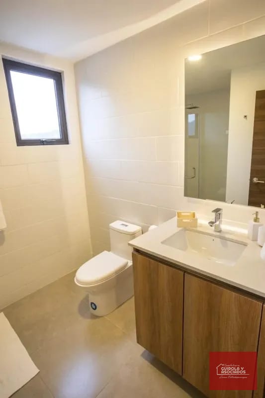 APARTAMENTOS EN ALQUILER EN ZONA 13 AVENIDA LAS AMERICAS 006aptoadz13 — Apartamento en Alquiler en Elemento Plaza Berlín, Zona 13, Guatemala, Ciudad — foto 6 de 12