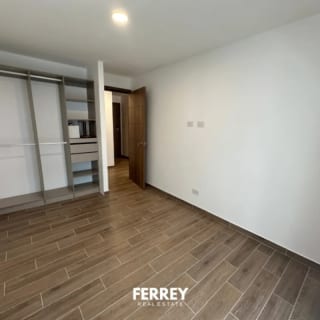 1 habitación en zona 14 — Apartamento en Alquiler en Plenum 14, Zona 14, Guatemala, Ciudad — miniatura 6 de 10