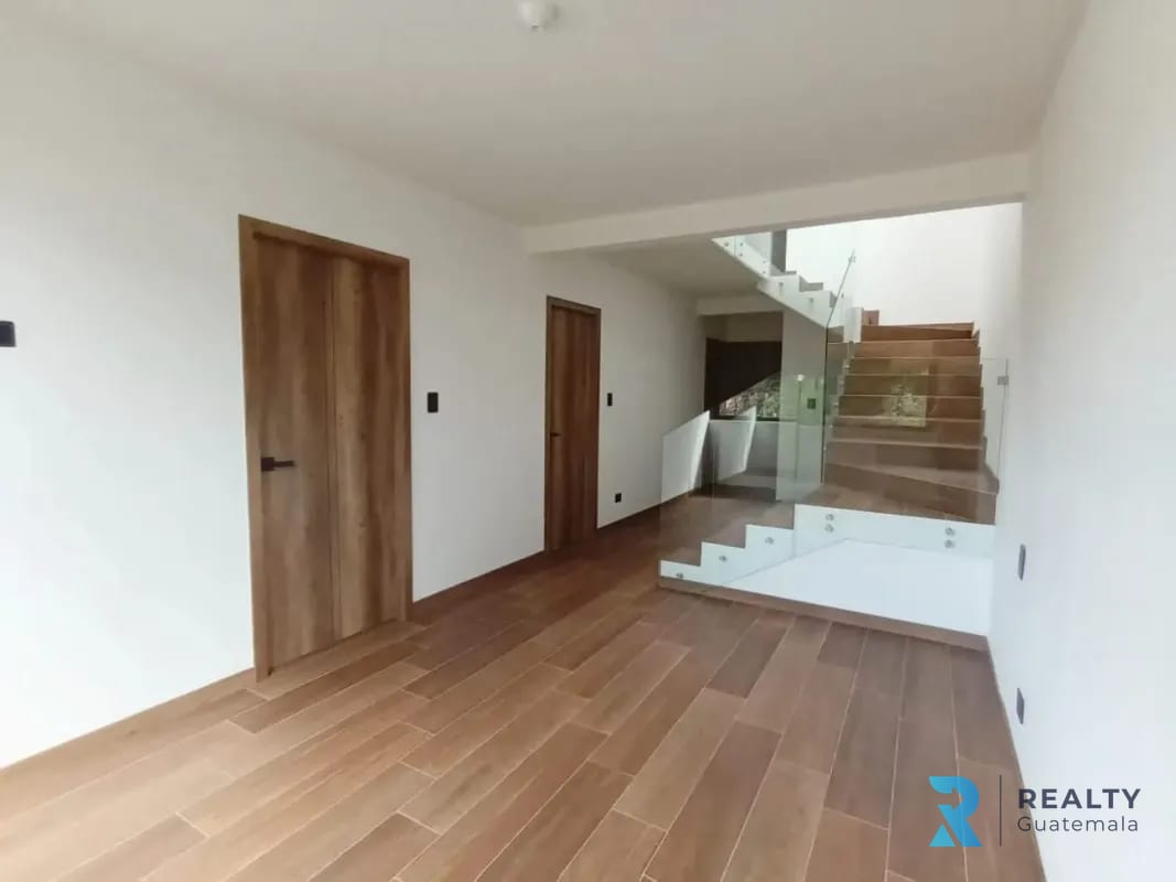 VENDO/RENTO CASA ZONA 16 PARA ESTRENAR!! — Casa en Venta en Zona 16, Guatemala, Ciudad — foto 1 de 14