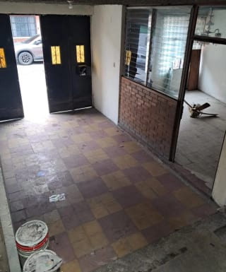 CASA EN VENTA EN ZONA 6, CUENTA CON 3 LOCALES, MEDIA CUADRA DE CALLE MARTÍ — Casa en Venta en Zona 6, Guatemala, Ciudad — miniatura 11 de 12
