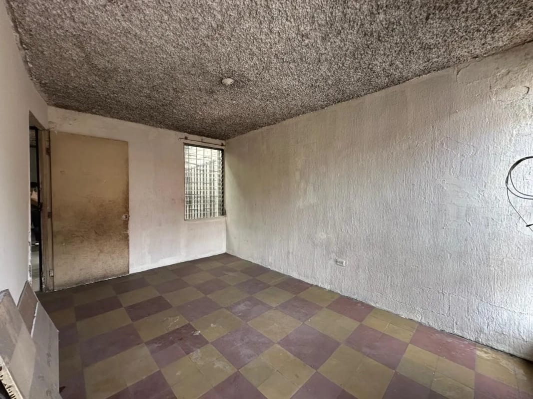 CASA EN VENTA EN ZONA 6, CUENTA CON 3 LOCALES, MEDIA CUADRA DE CALLE MARTÍ — Casa en Venta en Zona 6, Guatemala, Ciudad — foto 8 de 12