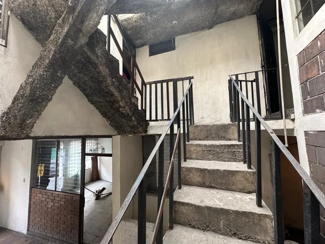 CASA EN VENTA EN ZONA 6, CUENTA CON 3 LOCALES, MEDIA CUADRA DE CALLE MARTÍ — Casa en Venta en Zona 6, Guatemala, Ciudad — foto 7 de 12