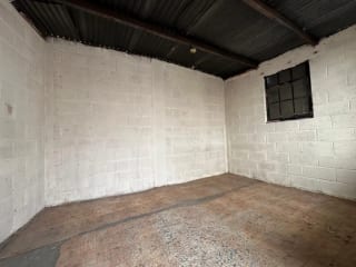 CASA EN VENTA EN ZONA 6, CUENTA CON 3 LOCALES, MEDIA CUADRA DE CALLE MARTÍ — Casa en Venta en Zona 6, Guatemala, Ciudad — miniatura 6 de 12