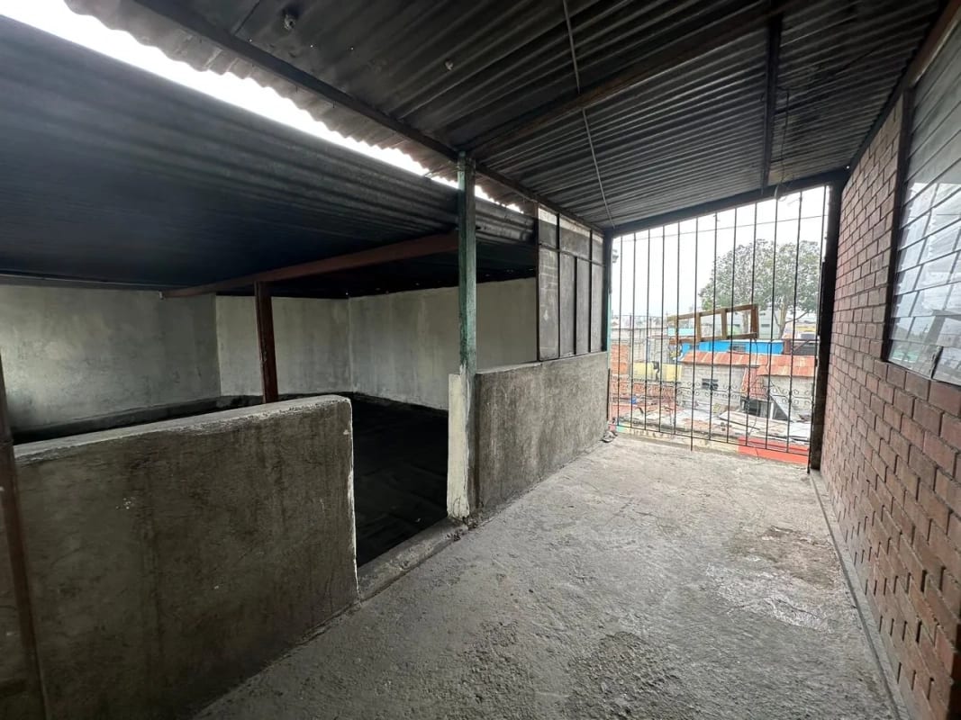 CASA EN VENTA EN ZONA 6, CUENTA CON 3 LOCALES, MEDIA CUADRA DE CALLE MARTÍ — Casa en Venta en Zona 6, Guatemala, Ciudad — foto 5 de 12