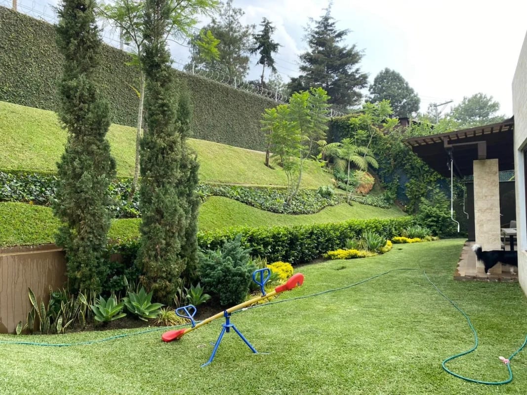 LOMAS DE SAN ISIDRO CASA EN VENTA ZONA 16 — Casa en Venta en Lomas de San Isidro, Zona 16, Guatemala, Ciudad — foto 2 de 5