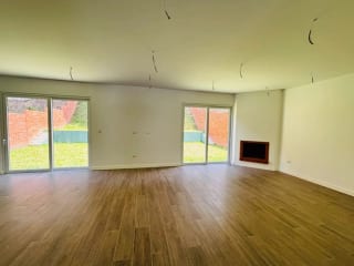Km 16 Buena Fuente en venta Amplia casa de 4 dormitorios y jardin — Casa en Venta en Buena Fuente, Carretera a El Salvador, Guatemala, Ciudad — miniatura 5 de 5
