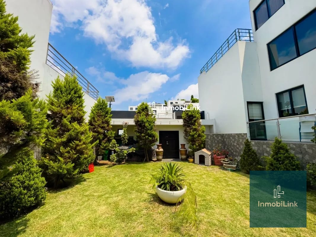 Casa Solaire — Casa en Venta en Zona 8 Mixco, Guatemala, Ciudad — foto 1 de 17