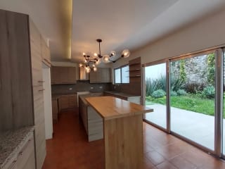 Venta casa moderna en Montebello Carretera Al Salvador — Casa en Venta en Monte bello, Carretera a El Salvador, Guatemala, Ciudad — miniatura 2 de 15