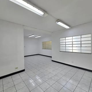 Bodega y Oficinas - Renta - Zona 12 Avenida Petapa — Bodega / Ofibodega en Alquiler en Zona 12, Guatemala, Ciudad — miniatura 9 de 9