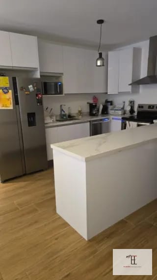 Rento / Vendo apartamento en zona 16,  Cayalá Lirios 3 — Apartamento en Alquiler en Ciudad Cayalá, Zona 16, Guatemala, Ciudad — miniatura 1 de 8