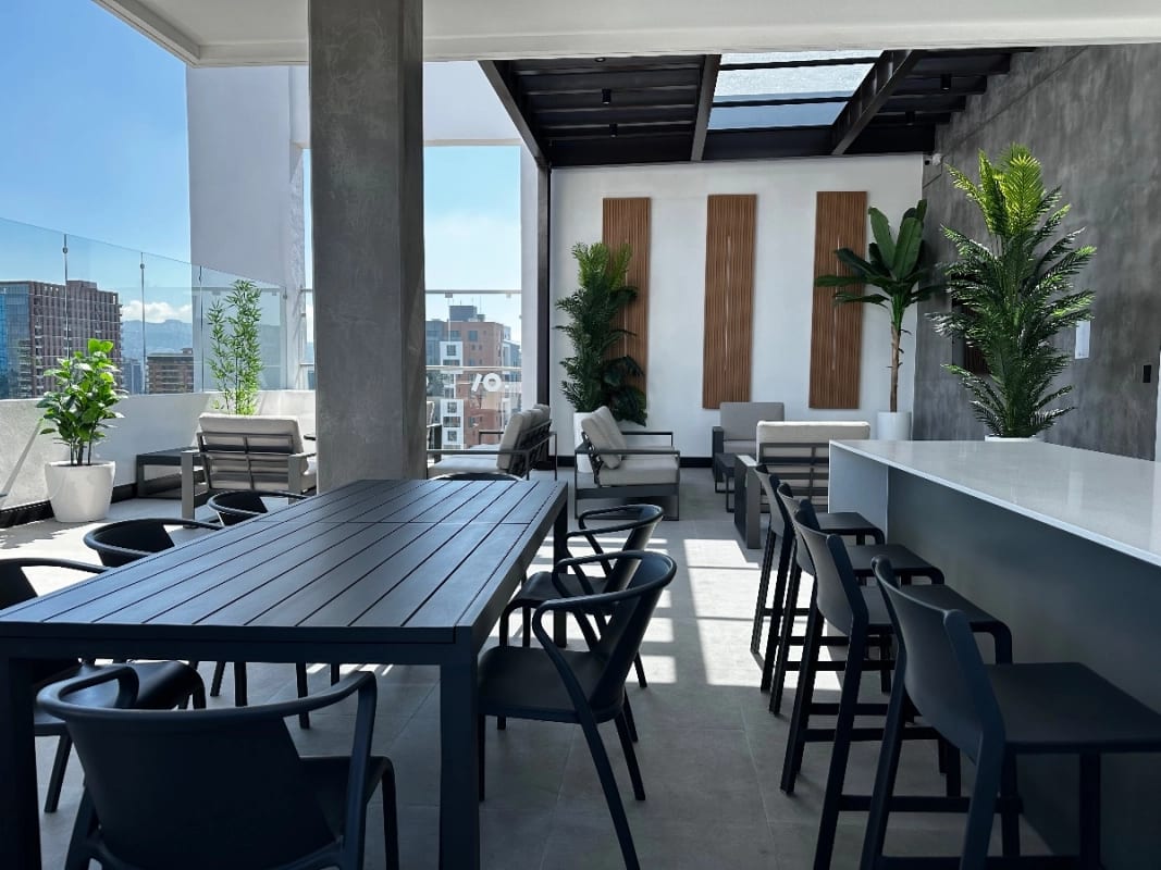 Zona 10, Edificio Bonadiez excelente inversión apartamento en venta — Apartamento en Venta en Bonadiez, Zona 10, Guatemala, Ciudad — foto 3 de 9