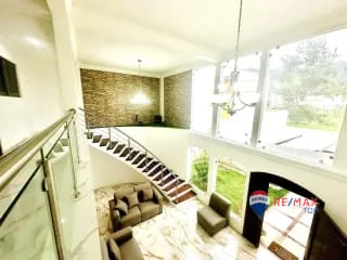 CASA EN VENTA EN RESIDENCIAL VISTAS DE FLORENCIA 4 DORMITORIOS / A 10 MIN. DE ANTIGUA GUATEMALA — Casa en Venta en San Miguel Milpas Altas, Sacatepéquez — miniatura 6 de 6