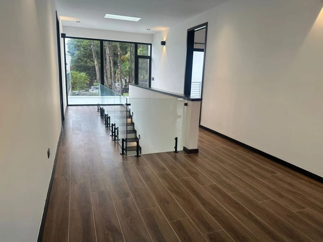 Casa Jardin de San Isidro Zona 16 — Casa en Alquiler en Jardines de San Isidro, Zona 16, Guatemala, Ciudad — foto 4 de 4