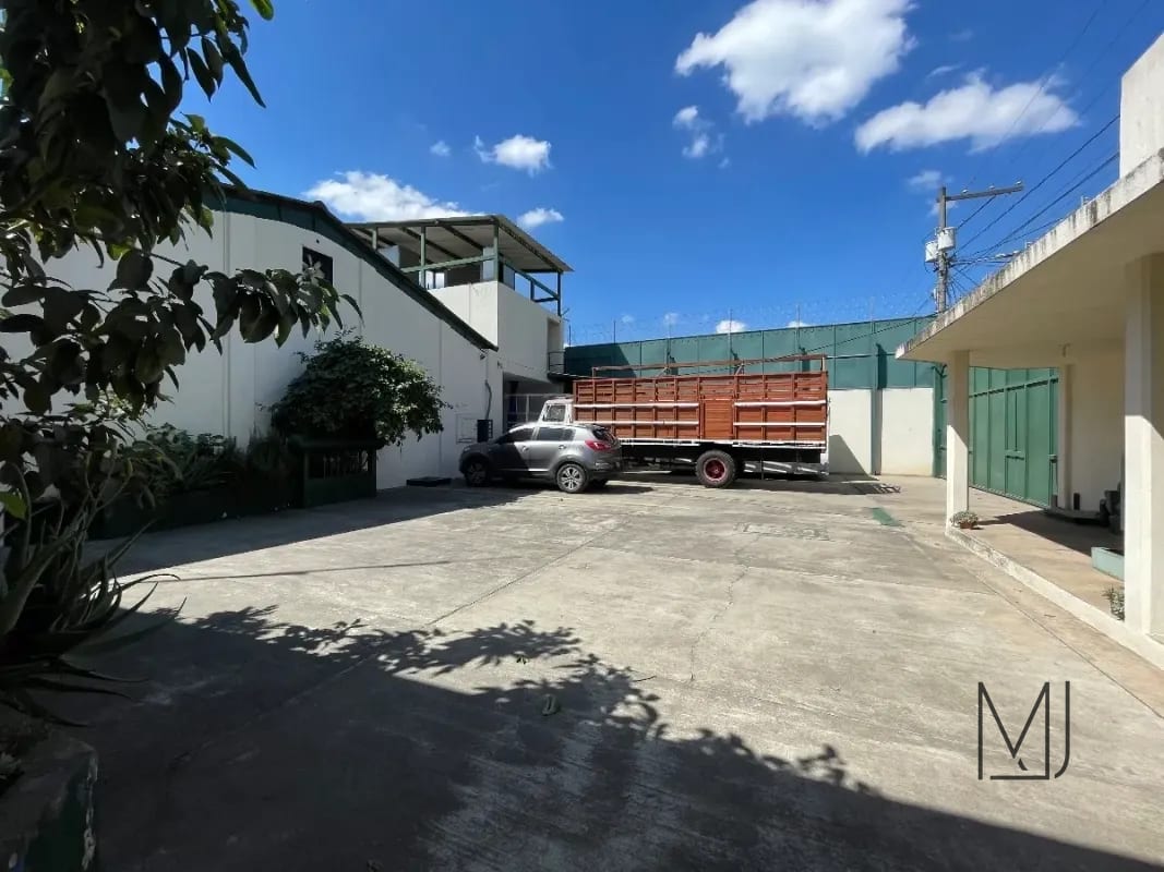 Bodega en alquiler | Villa Nueva | ¡Amplio espacio industrial con cuartos fríos y oficinas! — Bodega / Ofibodega en Alquiler en Villa Nueva, Guatemala, Ciudad — foto 5 de 11
