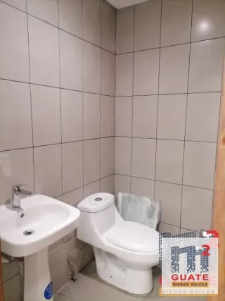 Oficina en Renta, Zona 10 — Oficina en Alquiler en Zona 10, Guatemala, Ciudad — miniatura 4 de 14