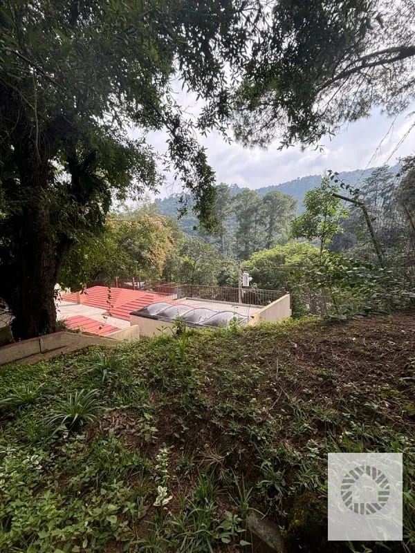 VENDO CASA AMPLIA EN ENCINAL, ZONA 7 — Casa en Venta en El Encinal, Zona 7 Mixco, Guatemala, Ciudad — foto 3 de 12