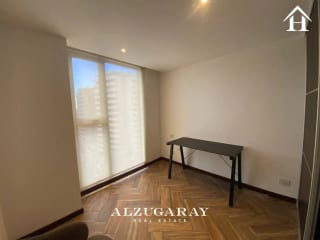 APTO AMUEBLADO P/ ESTRENAR - 3 HAB. / EDIFICIO NAORI ZONA 10 — Apartamento en Venta en Naori, Zona 10, Guatemala, Ciudad — miniatura 8 de 15