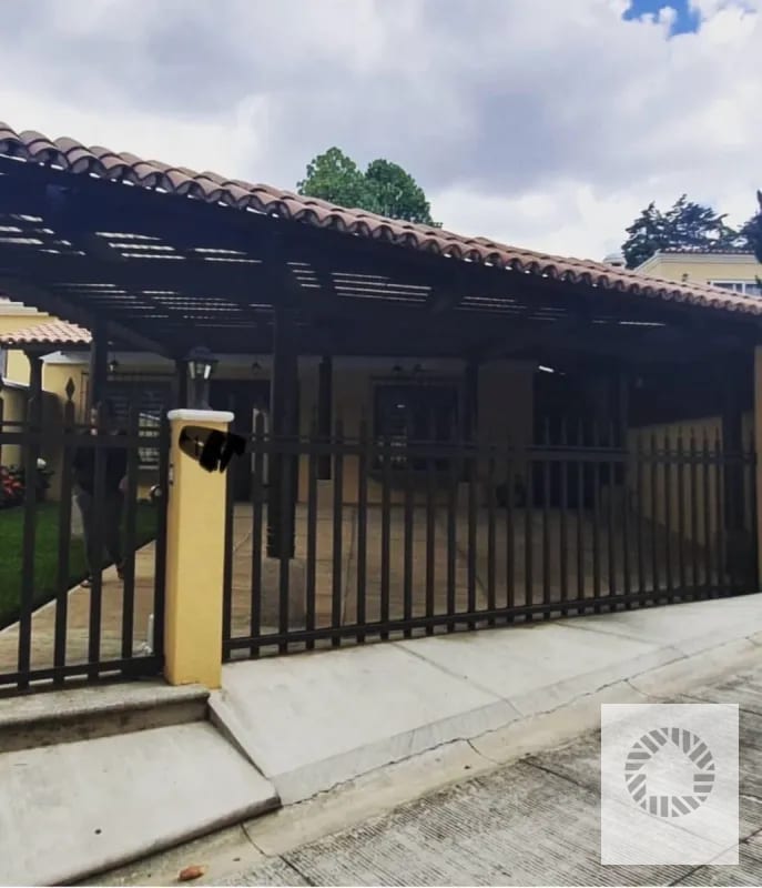 VENDO CASA EN CONDOMINIO LA HACIENDA, SAN LUCAS SACATEPEQUEZ — Casa en Venta en San Lucas Sacatepéquez, Sacatepéquez — foto 12 de 12