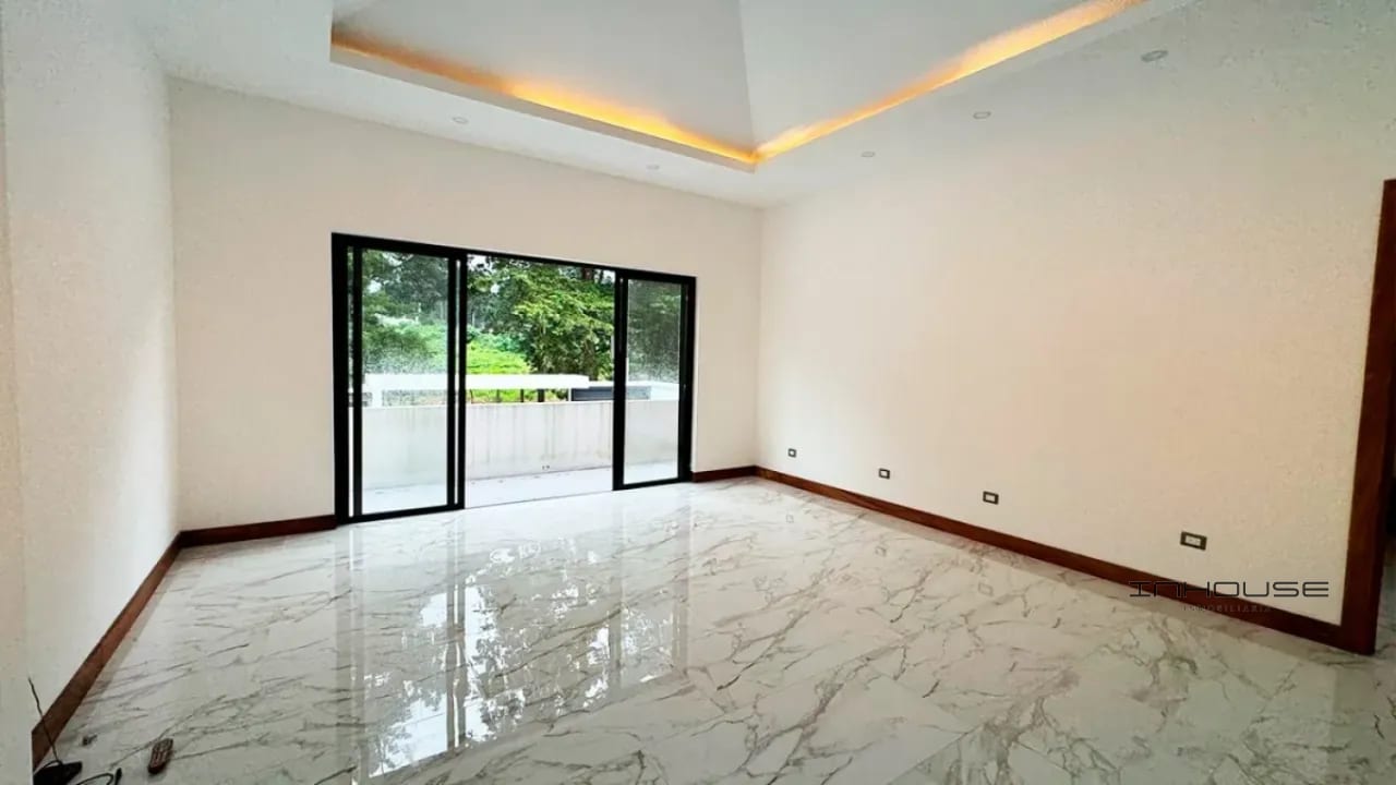 CASA EN VENTA  CARRETERA EL SALVADOR, MONTE PINASCO — Casa en Venta en Monte Pinasco, Carretera a El Salvador, Guatemala, Ciudad — foto 4 de 10