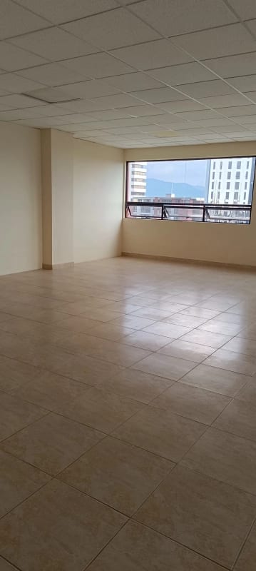 Amplias Oficinas en Renta — Oficina en Alquiler en Zona 13, Guatemala, Ciudad — foto 6 de 6
