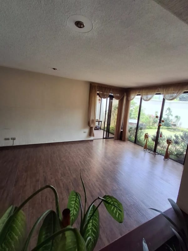 Casa grande en venta  - TERRAVISTA  Km 16.5 Carretera a El Salvador — Casa en Venta en Terravista, Carretera a El Salvador, Guatemala, Ciudad — foto 12 de 13