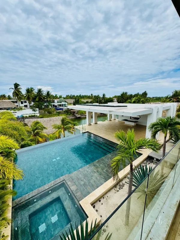 Casa de playa en venta - Marina del Sur (canal) — Casa en Venta en Escuintla, Escuintla — foto 1 de 3