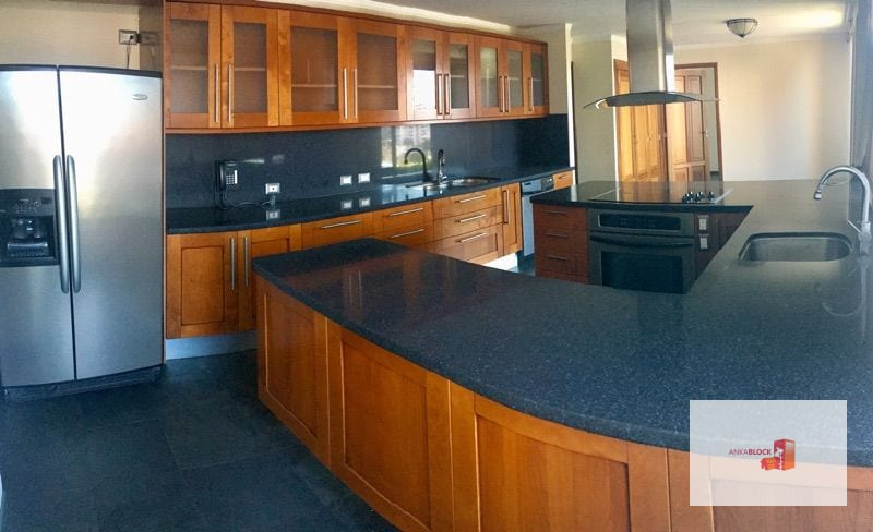 Penthouse amplio en renta — Apartamento en Alquiler en Plaza San Marco, Zona 10, Guatemala, Ciudad — foto 9 de 14