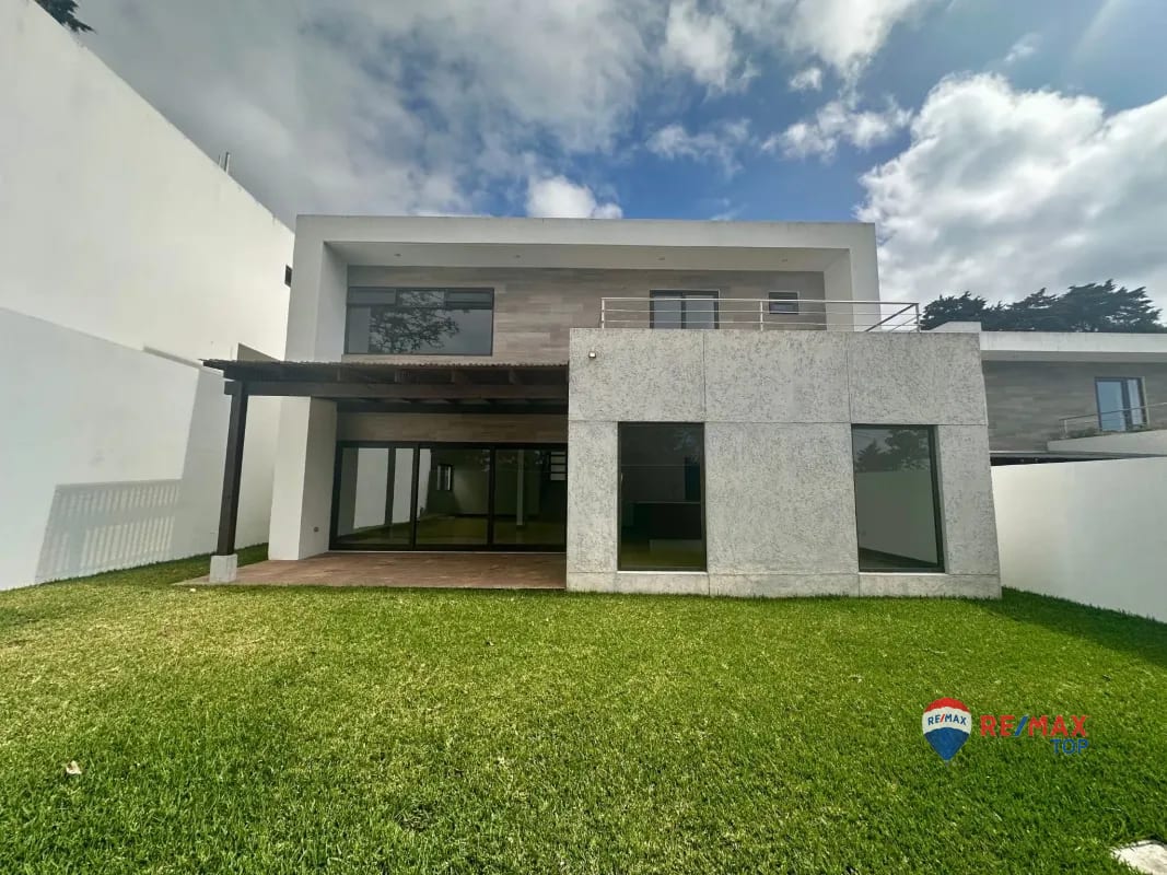 CASA MODERNA, COND. PORTAL VERDE 3 DORMITORIOS / STA. CATARINA PINULA — Casa en Venta en Santa Catarina Pinula, Guatemala, Ciudad — foto 1 de 9