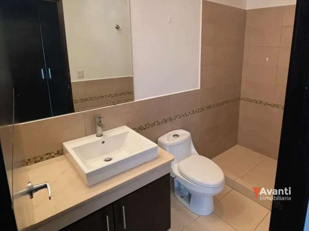 Alquiler Apartamento Zona 14 — Apartamento en Alquiler en Zona 14, Guatemala, Ciudad — foto 7 de 12