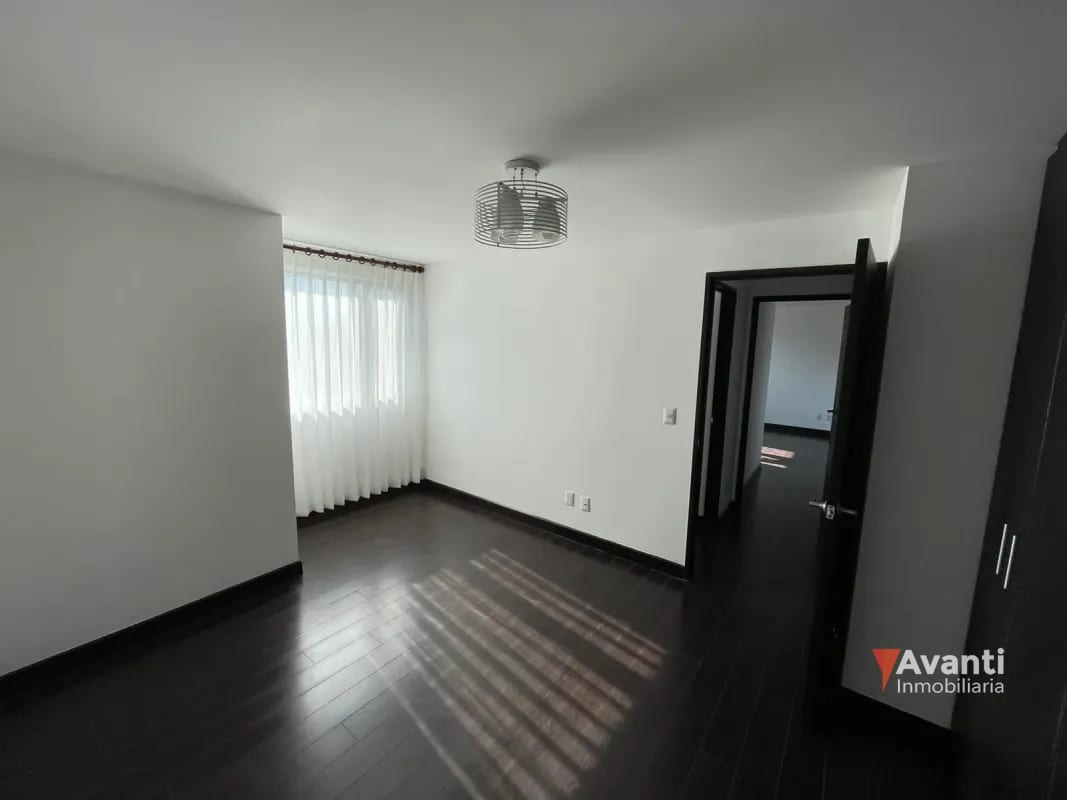 Alquiler Apartamento Zona 14 — Apartamento en Alquiler en Zona 14, Guatemala, Ciudad — foto 4 de 12