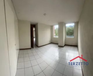 Alquiler apartamento zona 16 — Apartamento en Alquiler en Zona 16, Guatemala, Ciudad — miniatura 2 de 5