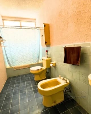 CASA EN VENTA EN SAN CRISTOBAL CON PISCINA SECTOR B7 — Casa en Venta en Zona 8 Mixco, Guatemala, Ciudad — miniatura 8 de 13