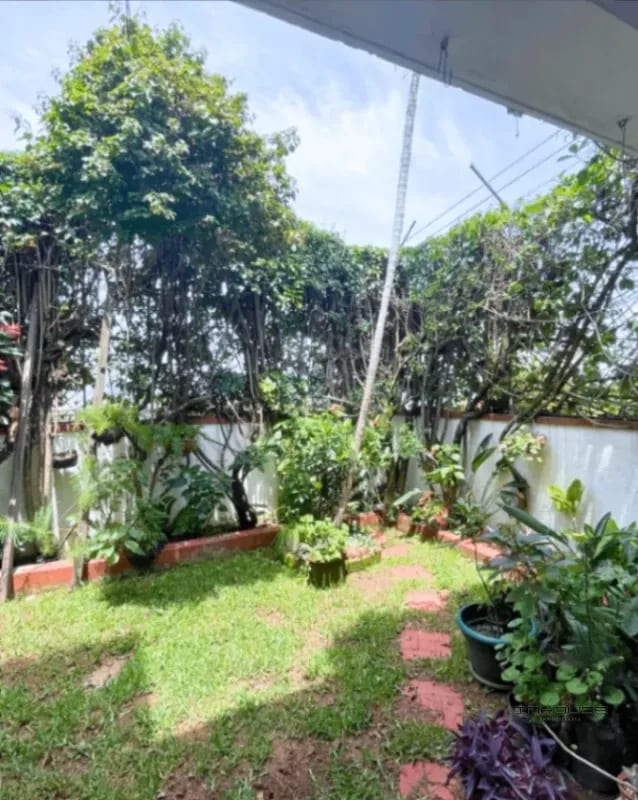 CASA EN VENTA EN SAN CRISTOBAL CON PISCINA SECTOR B7 — Casa en Venta en Zona 8 Mixco, Guatemala, Ciudad — foto 4 de 13