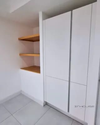 CLÍNICA EN RENTA ZONA 10, RENOVATI — Clínica en Alquiler en Renovati, Zona 10, Guatemala, Ciudad — miniatura 8 de 11