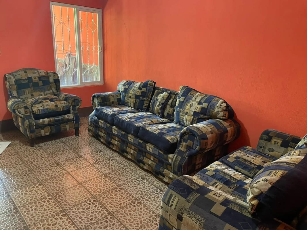 ¡Inversión de playa ideal para remodelar! 🏝️ Casa Vacacional en VENTA – Puerto Quetzal | Óptima para Airbnb — Casa vacacional en Venta en Likin, Puerto Quetzal, Escuintla — foto 8 de 16