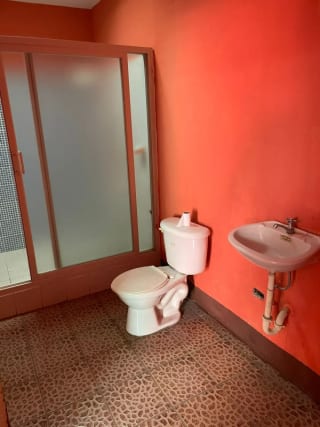 ¡Inversión de playa ideal para remodelar! 🏝️ Casa Vacacional en VENTA – Puerto Quetzal | Óptima para Airbnb — Casa vacacional en Venta en Likin, Puerto Quetzal, Escuintla — miniatura 5 de 16